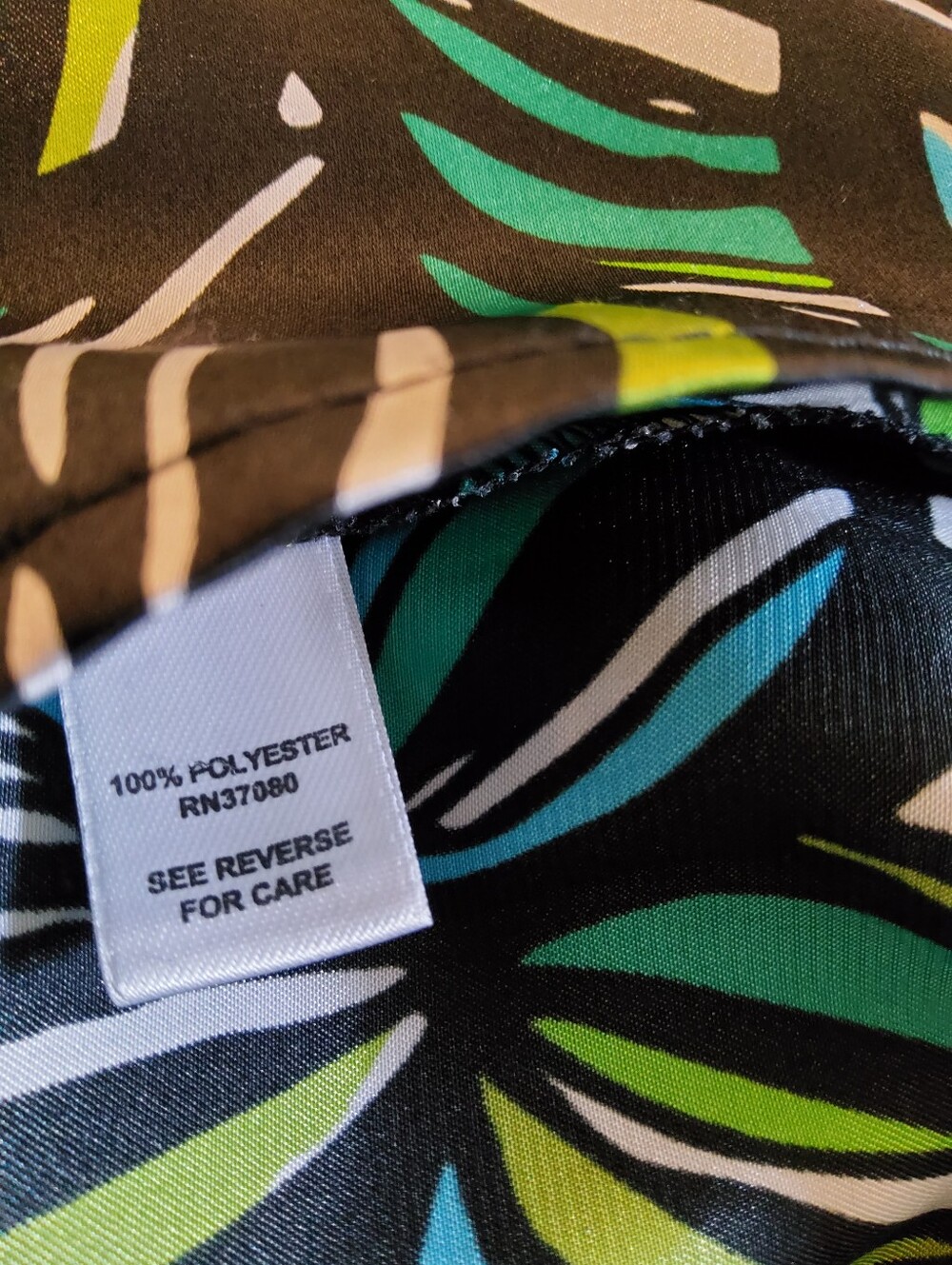 Cato Leaf-Print Flutter Sleeve Top in Teal, Lime & Black 14/16W - Picture 5 of 7